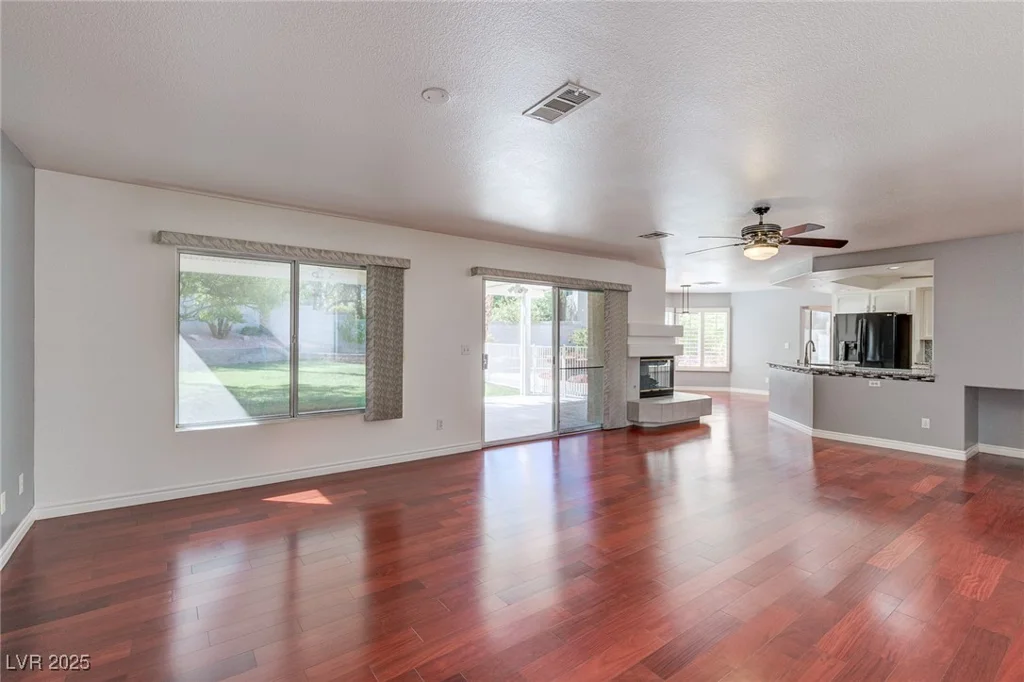 3633 Fox Heather, Las Vegas, NV 89129