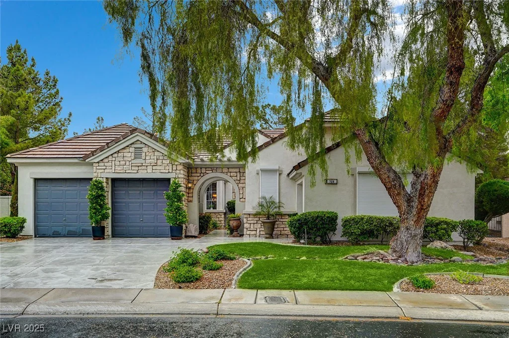 729 Sir James Bridge, Las Vegas, NV 89145