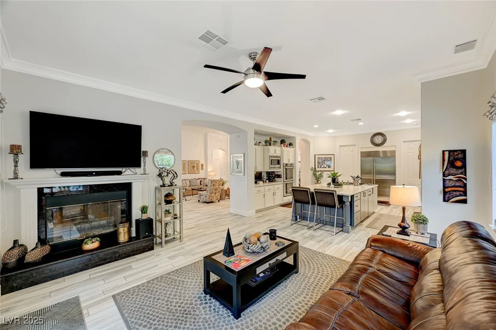729 Sir James Bridge, Las Vegas, NV 89145