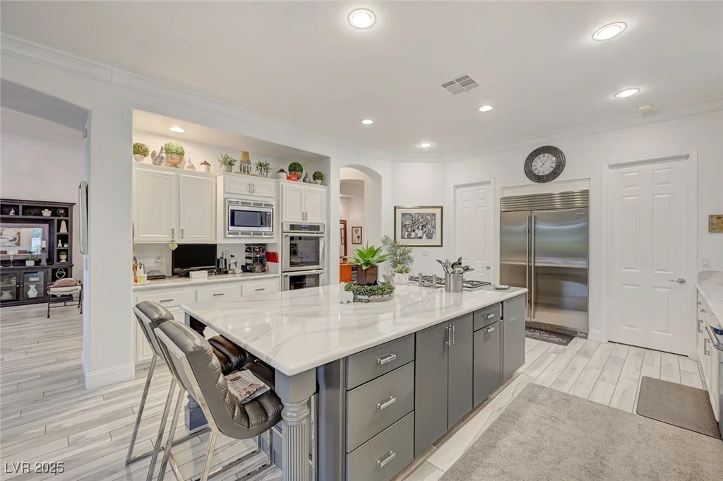 729 Sir James Bridge, Las Vegas, NV 89145