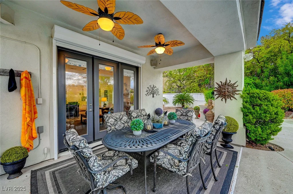 729 Sir James Bridge, Las Vegas, NV 89145