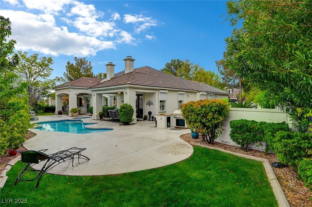 729 Sir James Bridge, Las Vegas, NV 89145