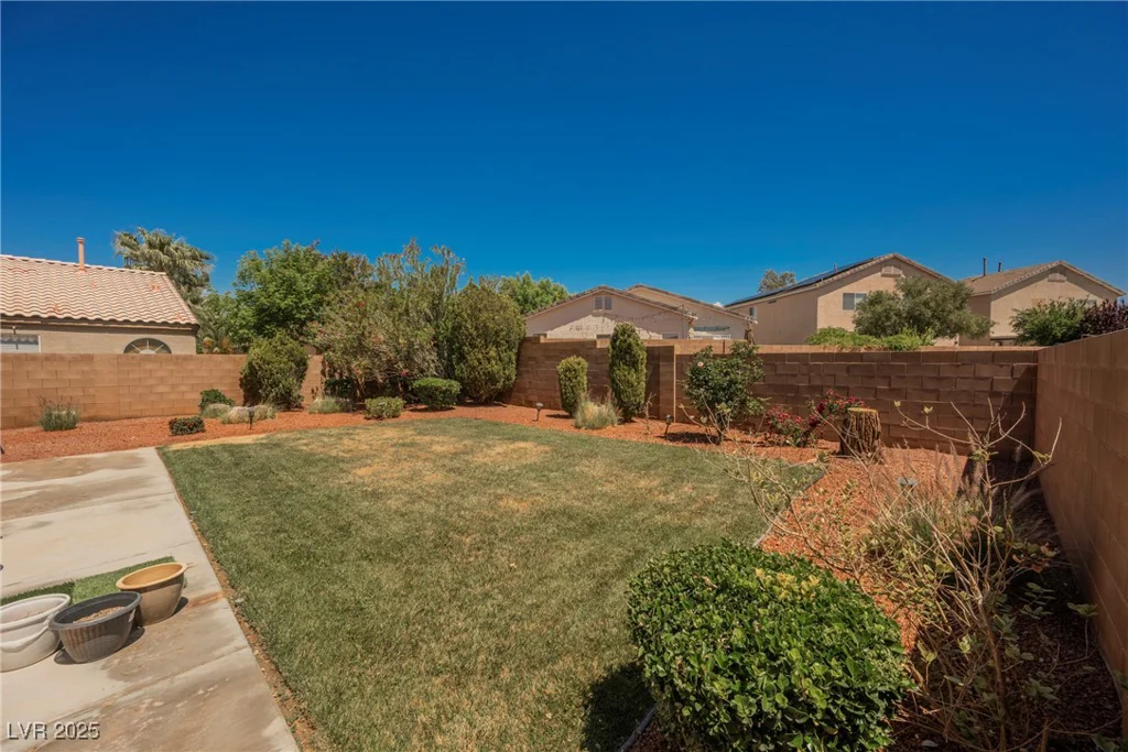 7690 Morning Lake, Las Vegas, NV 89131