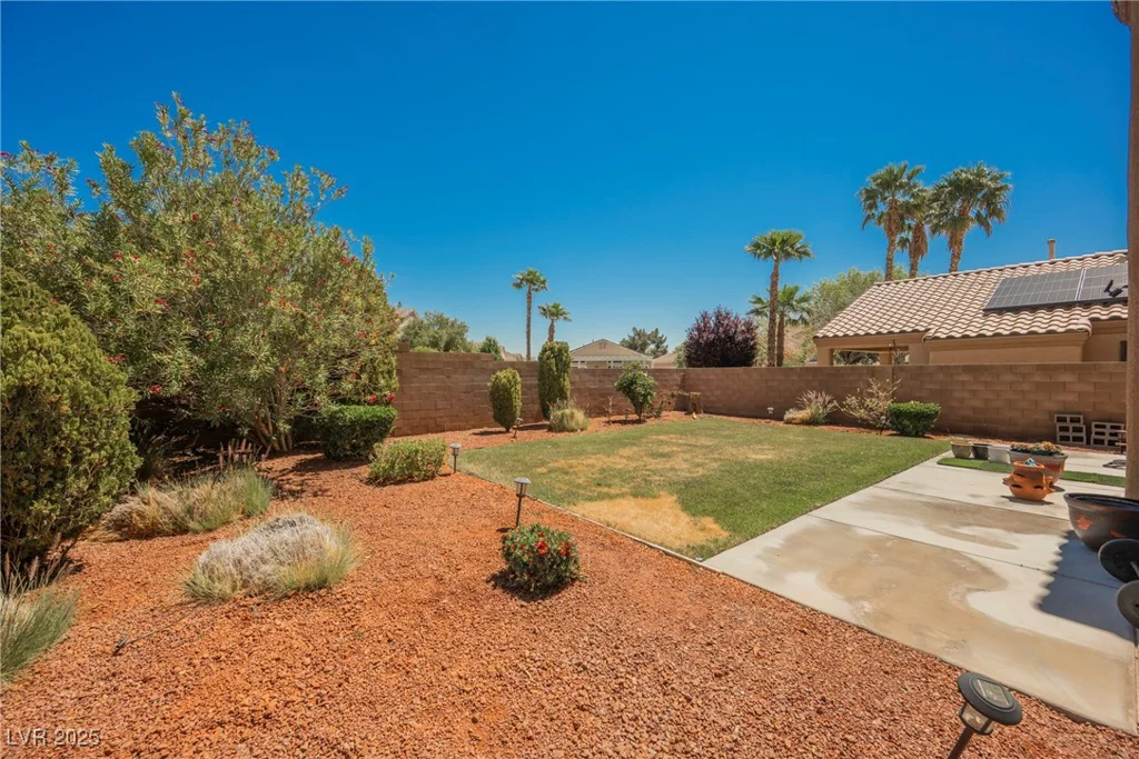 7690 Morning Lake, Las Vegas, NV 89131