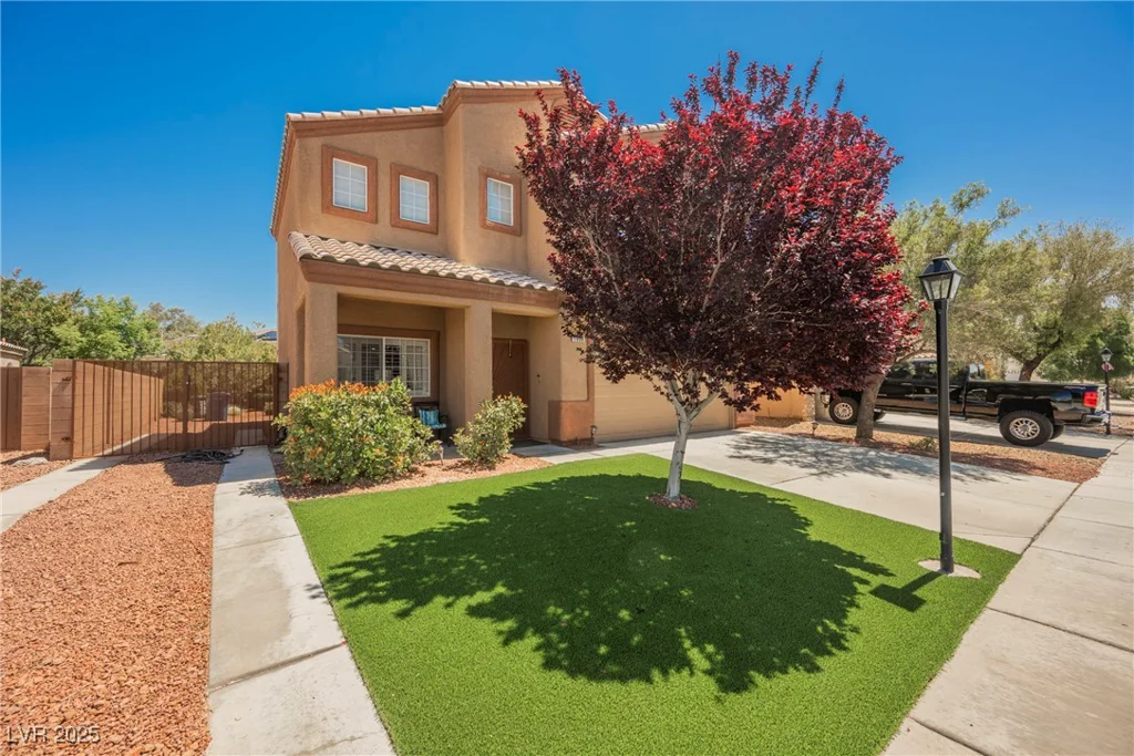 7690 Morning Lake, Las Vegas, NV 89131