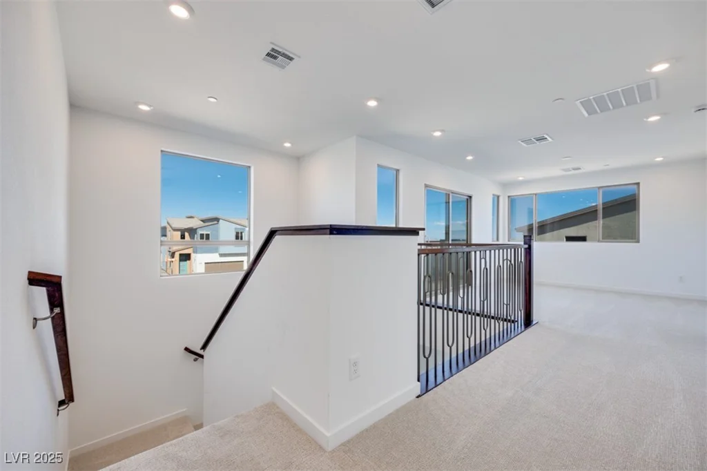 9756 Rock Cliff, Las Vegas, NV 89141
