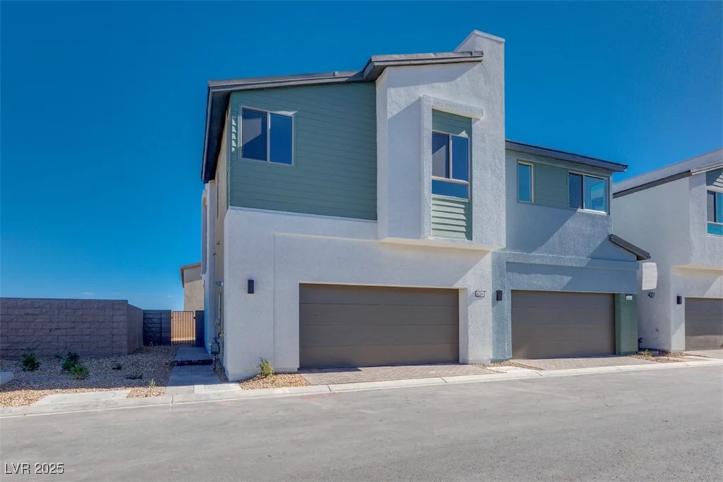 9756 Rock Cliff, Las Vegas, NV 89141