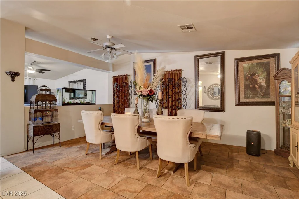 5220 Shasta Daisy, North Las Vegas, NV 89031