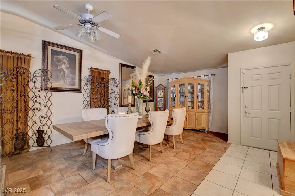 5220 Shasta Daisy, North Las Vegas, NV 89031