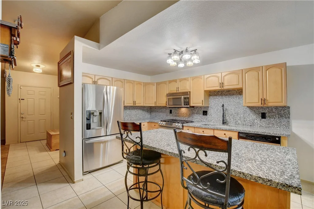 5220 Shasta Daisy, North Las Vegas, NV 89031
