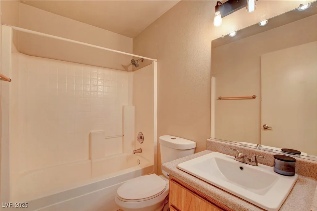 5220 Shasta Daisy, North Las Vegas, NV 89031