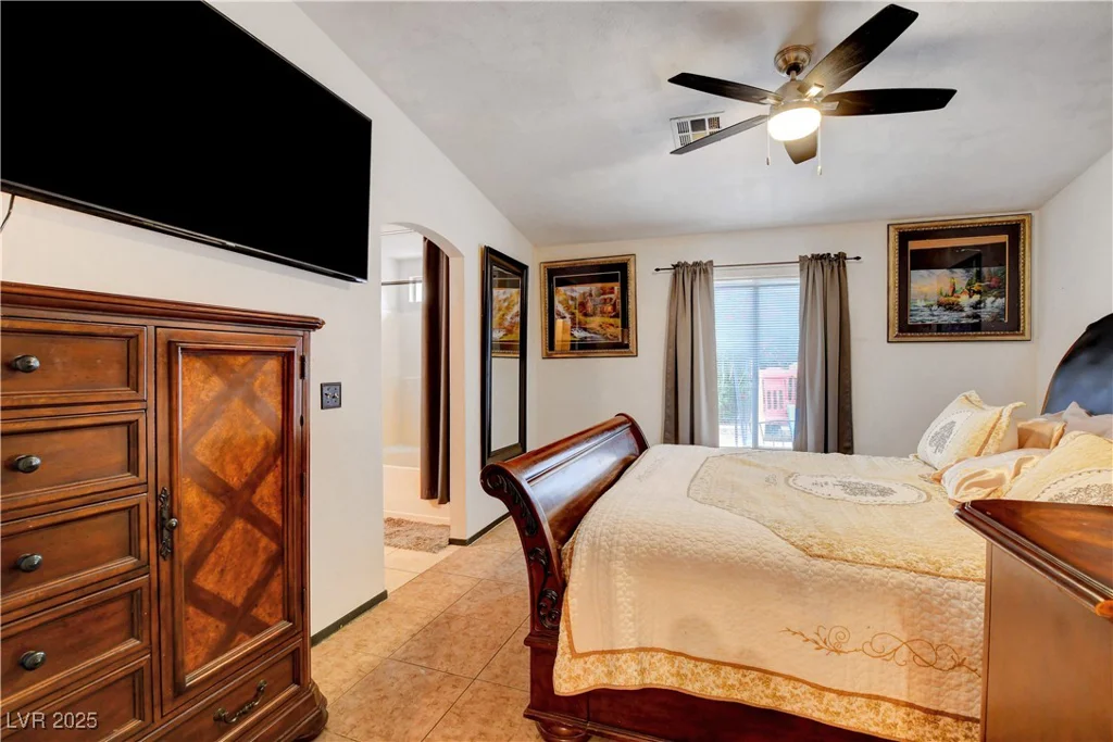 5220 Shasta Daisy, North Las Vegas, NV 89031