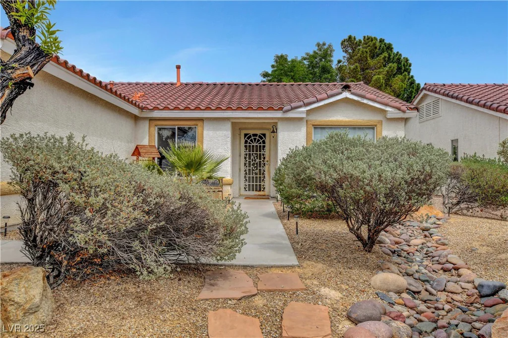 5220 Shasta Daisy, North Las Vegas, NV 89031
