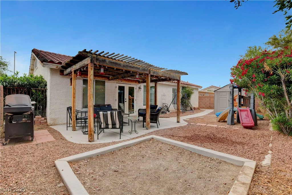 5220 Shasta Daisy, North Las Vegas, NV 89031