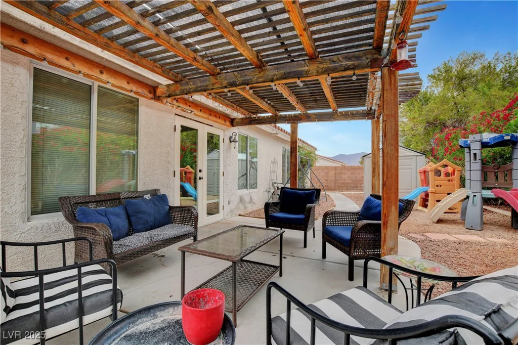 5220 Shasta Daisy, North Las Vegas, NV 89031