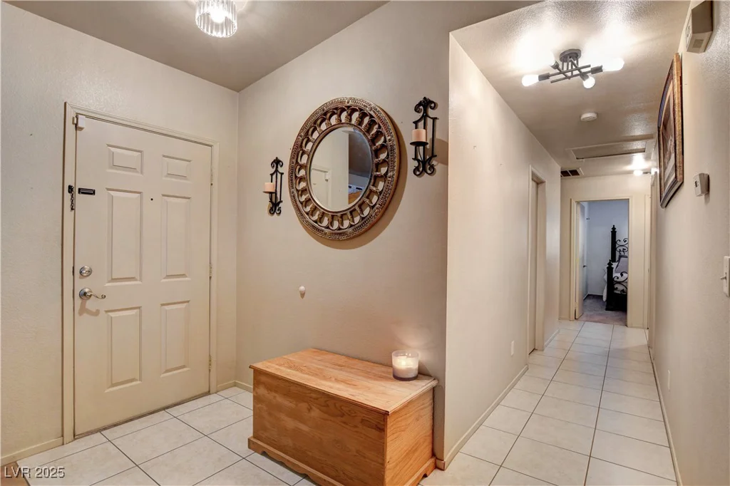 5220 Shasta Daisy, North Las Vegas, NV 89031