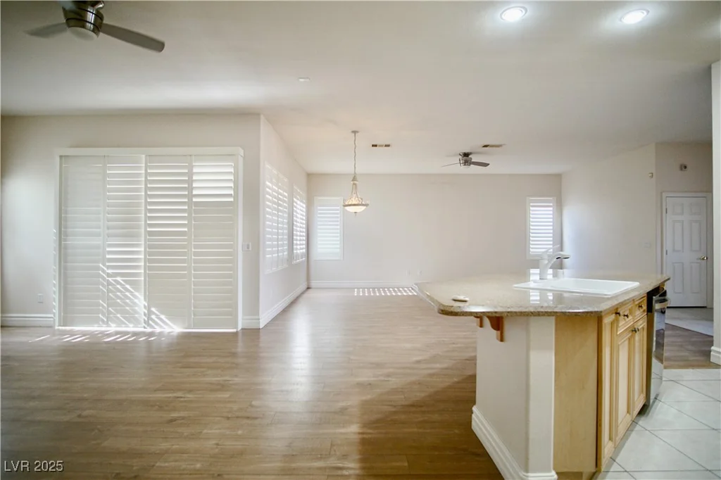 66 Sunset Bay, Las Vegas, NV 89148