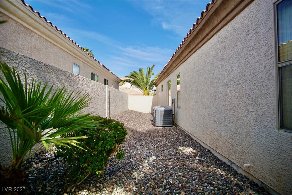 66 Sunset Bay, Las Vegas, NV 89148