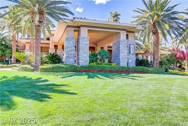 66 Sunset Bay, Las Vegas, NV 89148