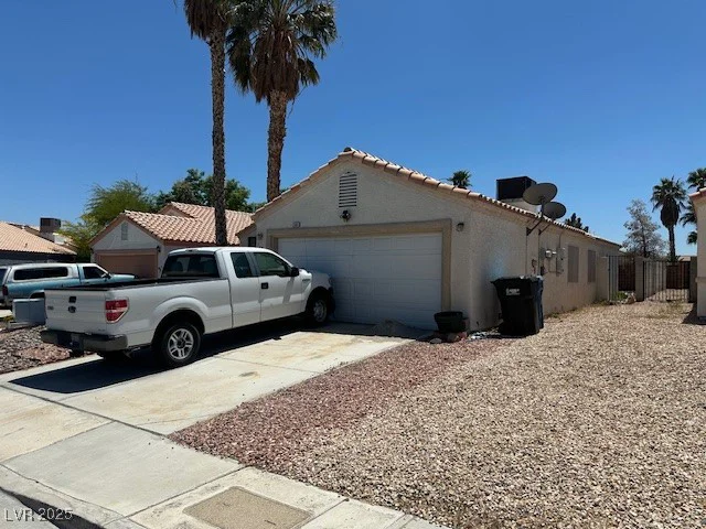 1409 Velvet Leaf, North Las Vegas, NV 89032