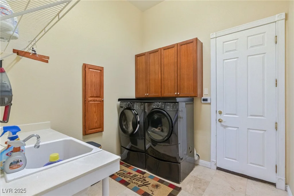 6224 Red Pine, Las Vegas, NV 89130