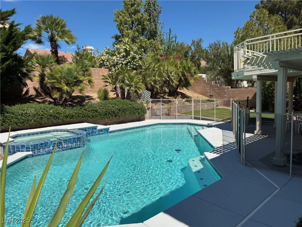 2817 Whispering Wind, Las Vegas, NV 89117
