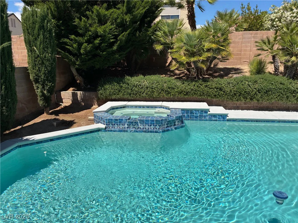 2817 Whispering Wind, Las Vegas, NV 89117