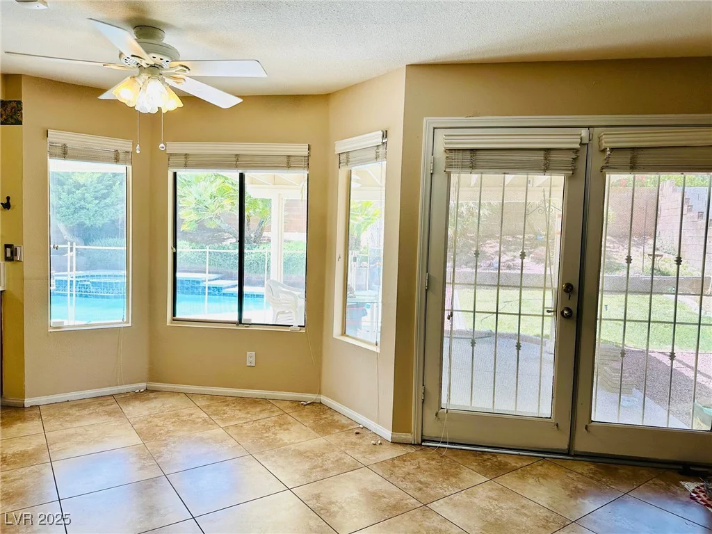2817 Whispering Wind, Las Vegas, NV 89117
