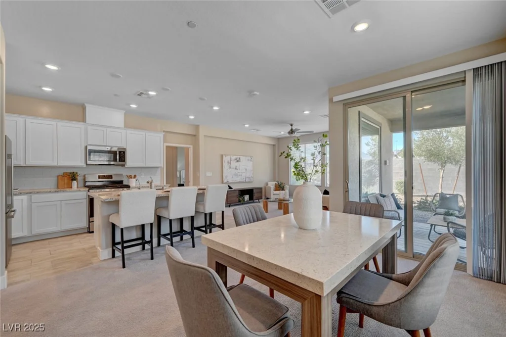 9903 Spinel, Las Vegas, NV 89143