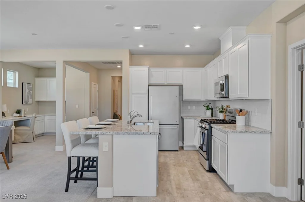 9903 Spinel, Las Vegas, NV 89143