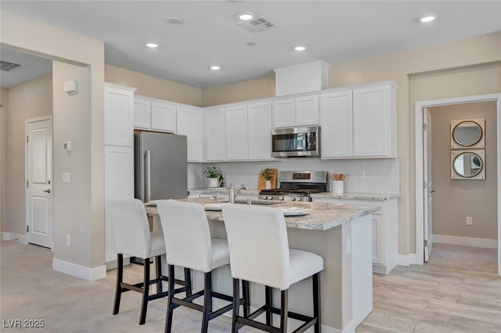 9903 Spinel, Las Vegas, NV 89143