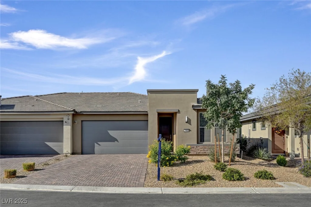 9903 Spinel, Las Vegas, NV 89143