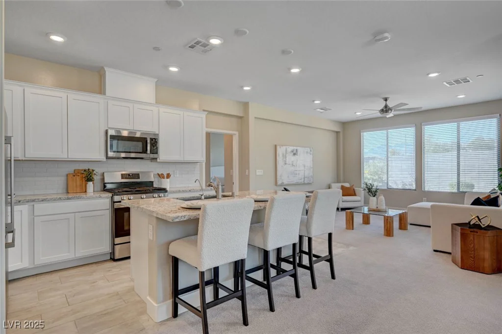 9903 Spinel, Las Vegas, NV 89143