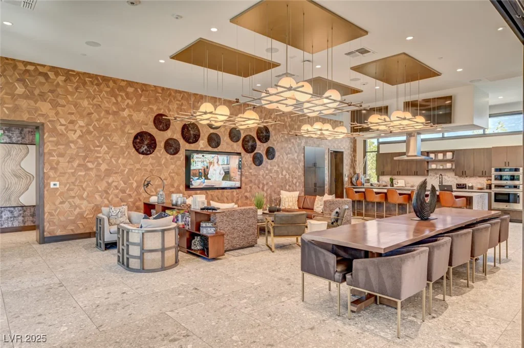 9903 Spinel, Las Vegas, NV 89143