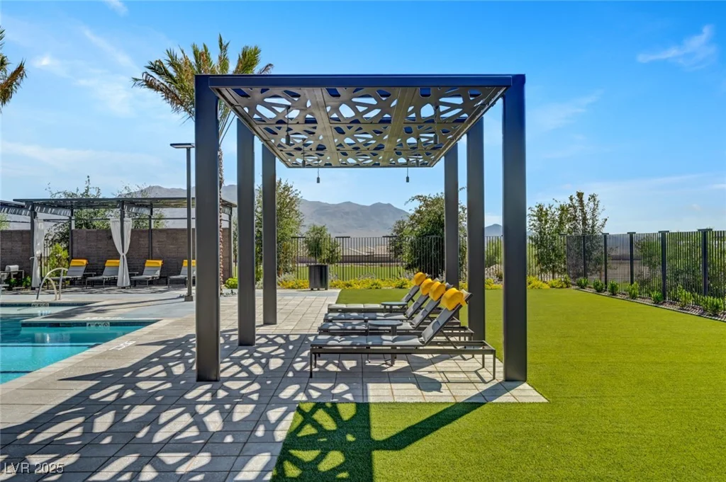 9903 Spinel, Las Vegas, NV 89143