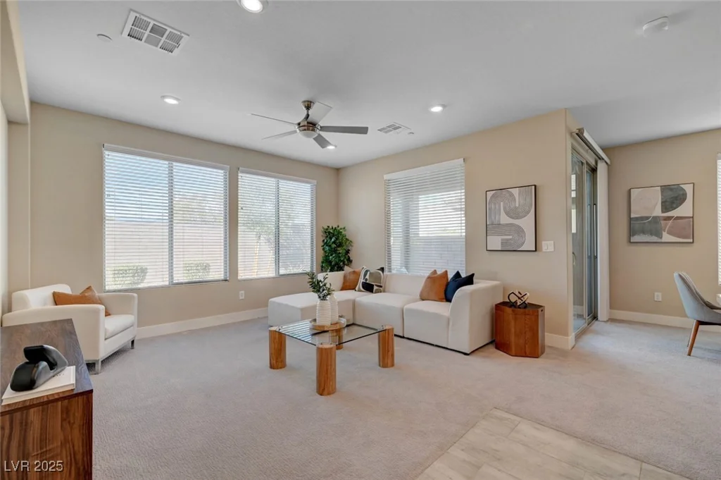 9903 Spinel, Las Vegas, NV 89143
