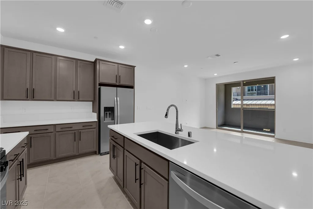 2536 Vandra, Las Vegas, NV 89138