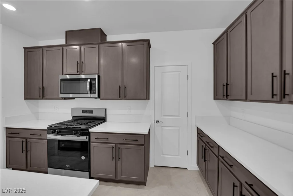 2536 Vandra, Las Vegas, NV 89138