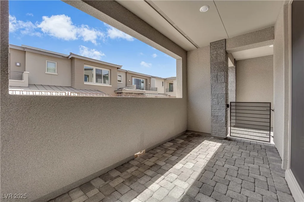 2536 Vandra, Las Vegas, NV 89138
