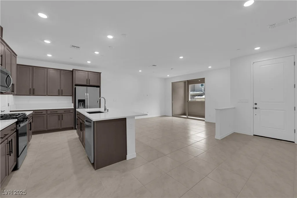 2536 Vandra, Las Vegas, NV 89138
