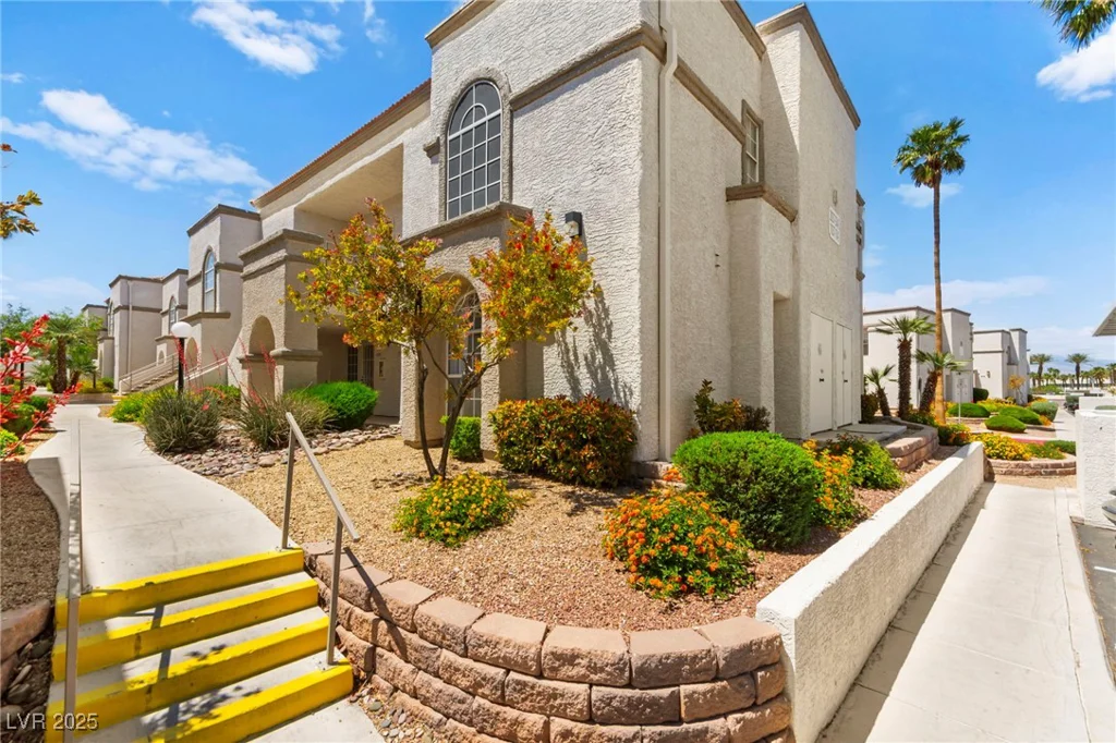3150 Soft Breezes, Las Vegas, NV 89128