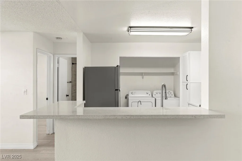3150 Soft Breezes, Las Vegas, NV 89128