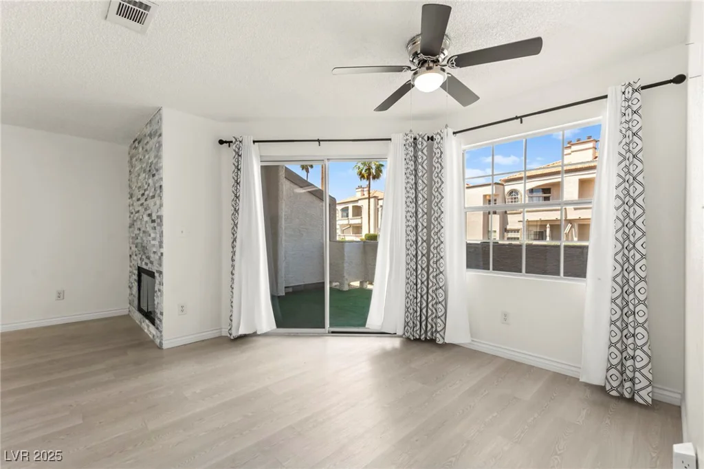 3150 Soft Breezes, Las Vegas, NV 89128