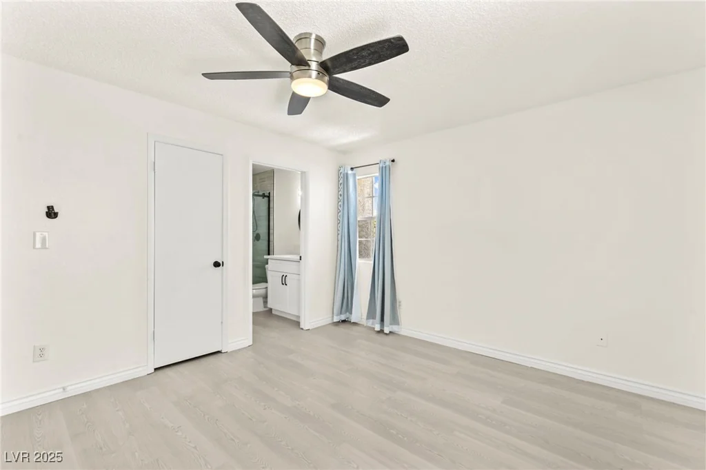 3150 Soft Breezes, Las Vegas, NV 89128
