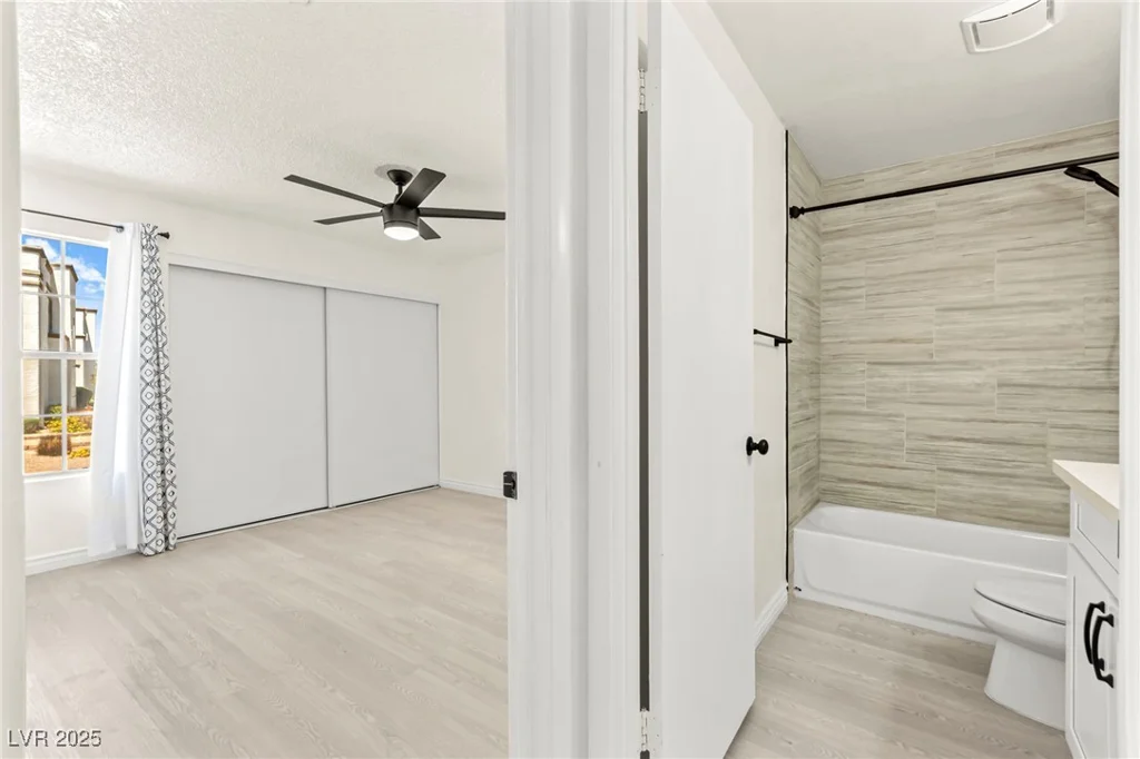 3150 Soft Breezes, Las Vegas, NV 89128