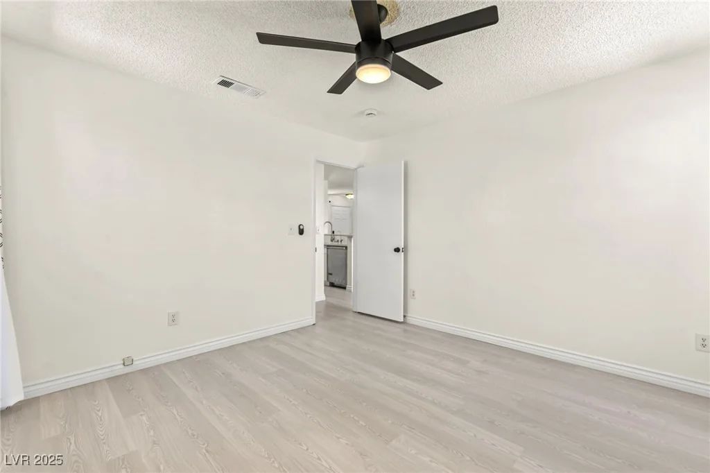 3150 Soft Breezes, Las Vegas, NV 89128