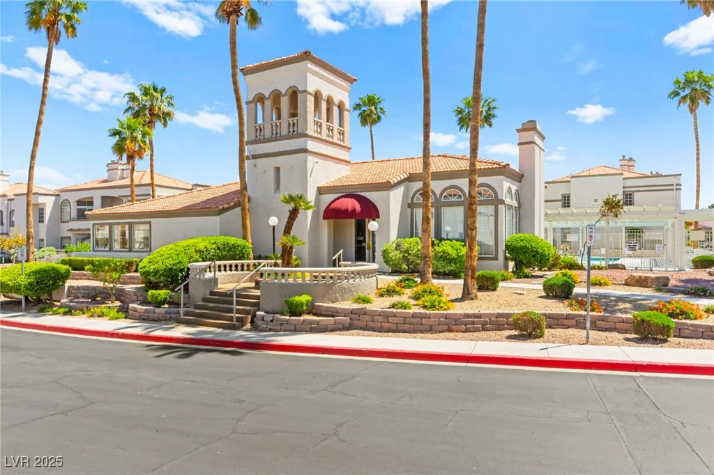 3150 Soft Breezes, Las Vegas, NV 89128
