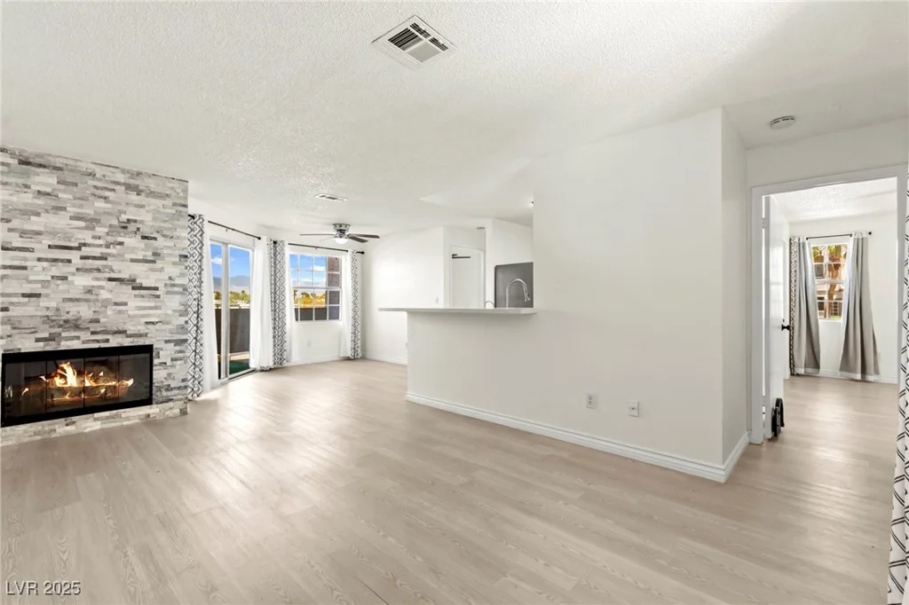 3150 Soft Breezes, Las Vegas, NV 89128
