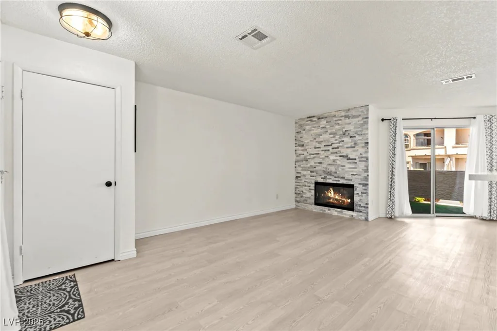3150 Soft Breezes, Las Vegas, NV 89128