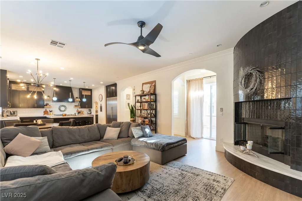 10002 Trapper Mountain, Las Vegas, NV 89178